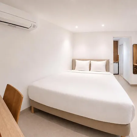 Riverside Toulouse Airport 1-aircond-parking-terrace-wifi-desk-airbus-meett Aparthotel 3*