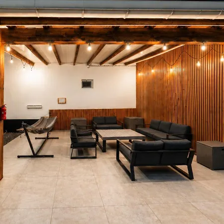 Riverside Toulouse Airport 1-aircond-parking-terrace-wifi-desk-airbus-meett Aparthotel